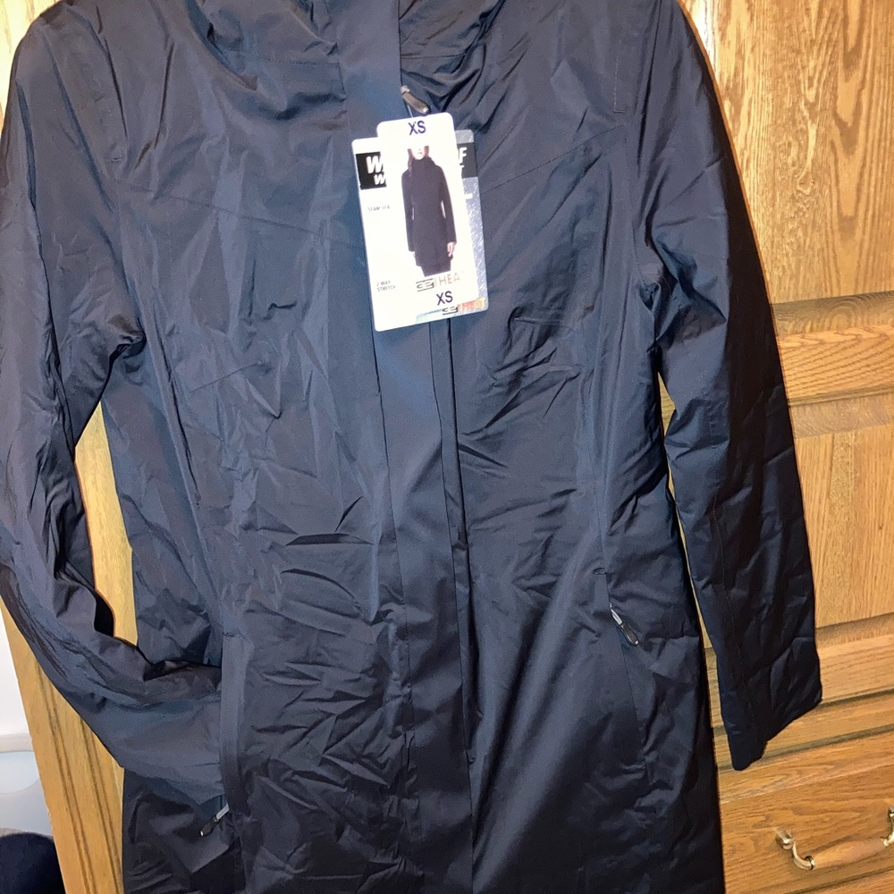 Jackets - Picture 12 of 16
